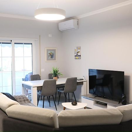 Tirana Gallery Apartment - City Center View Экстерьер фото