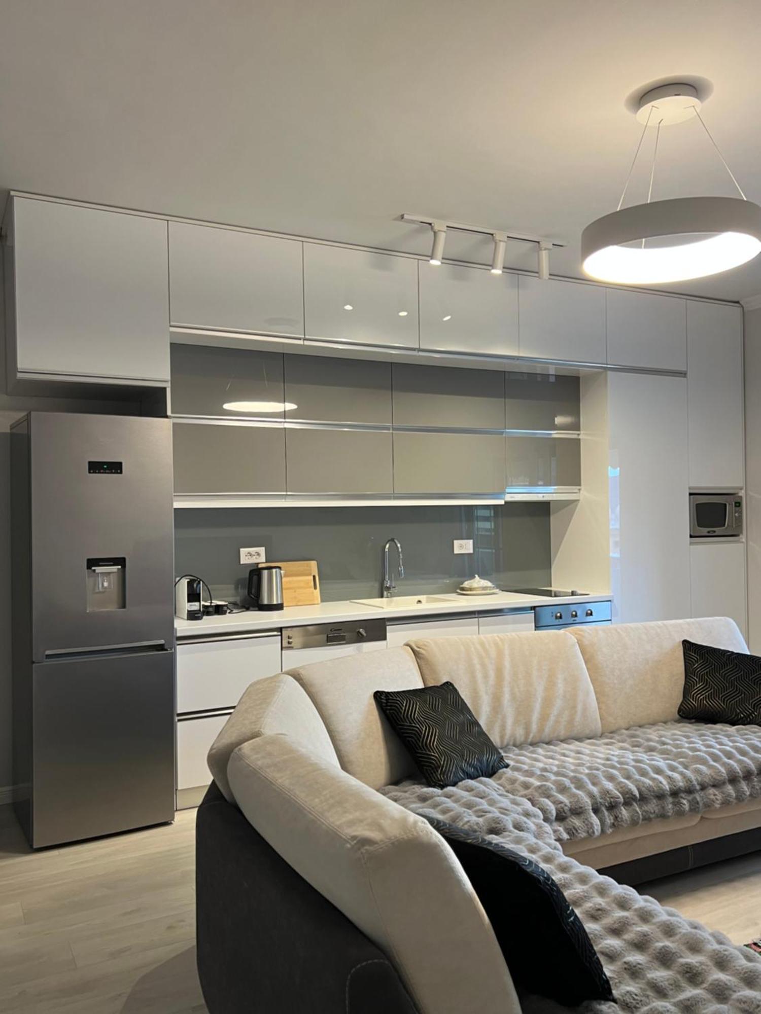 Tirana Gallery Apartment - City Center View Экстерьер фото