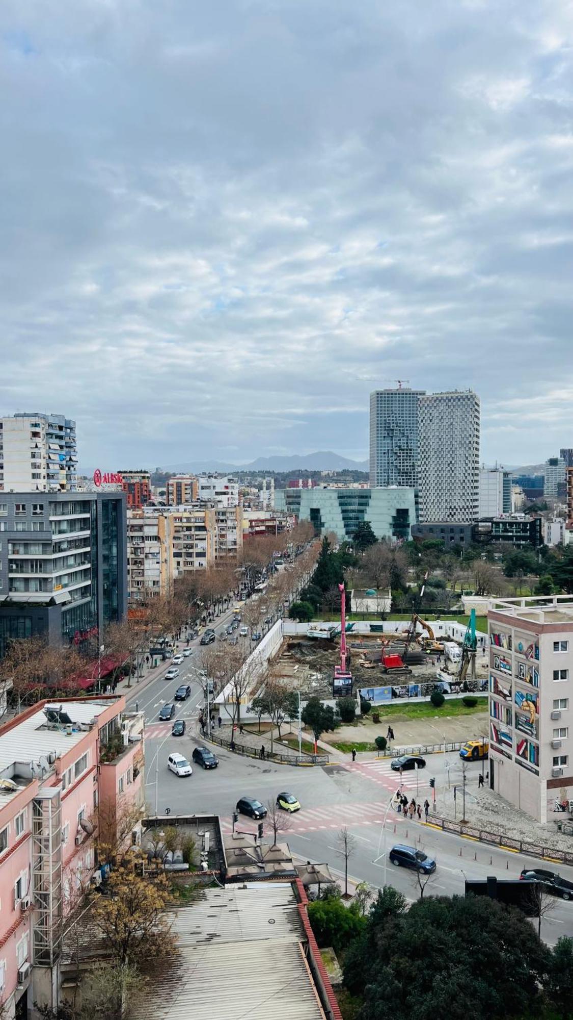 Tirana Gallery Apartment - City Center View Экстерьер фото