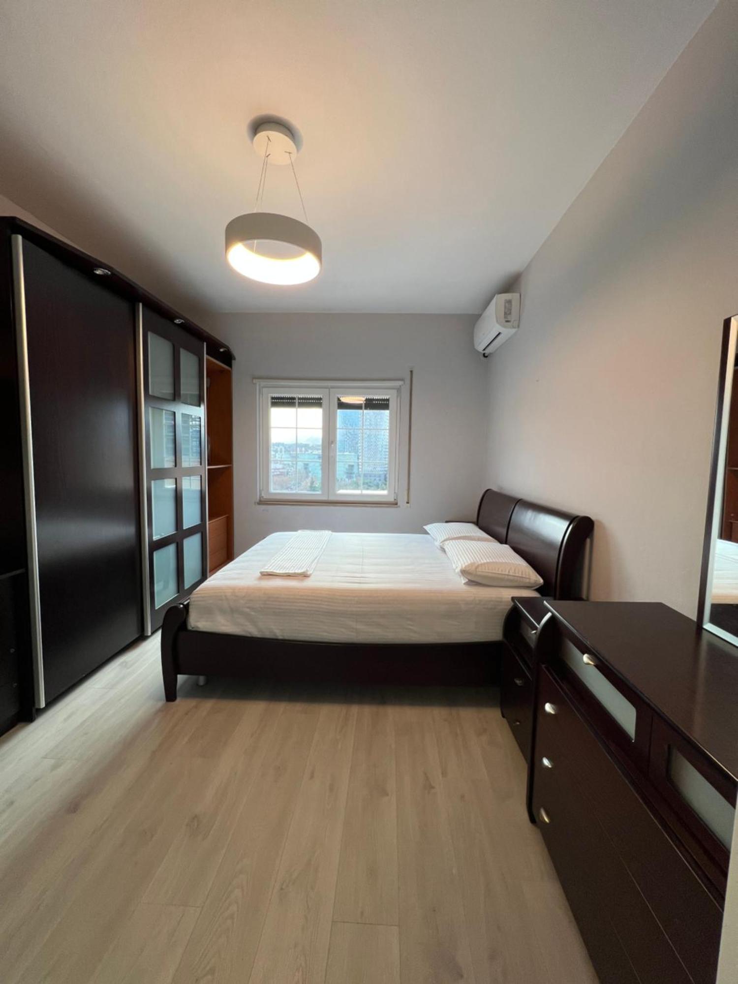 Tirana Gallery Apartment - City Center View Экстерьер фото